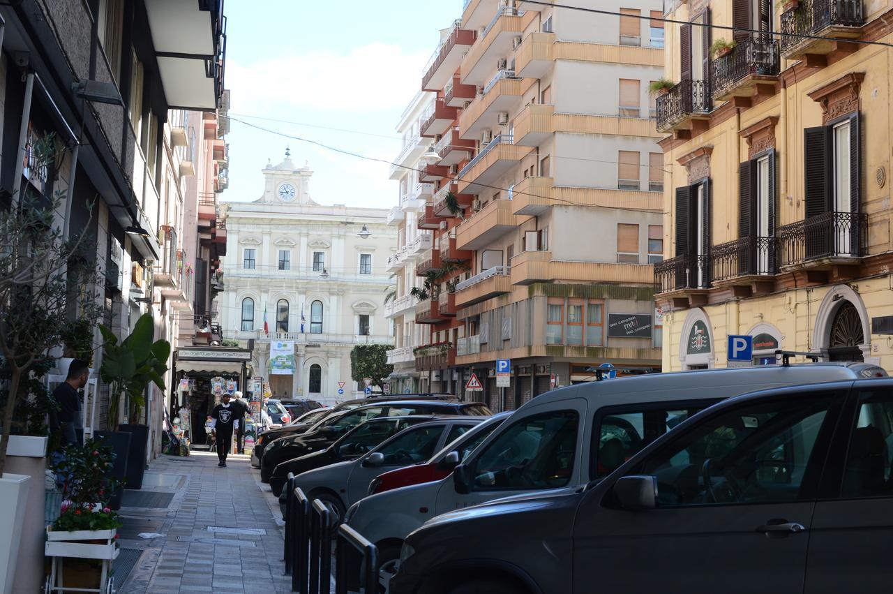 Sopramare - Tourist Home Bari Bagian luar foto